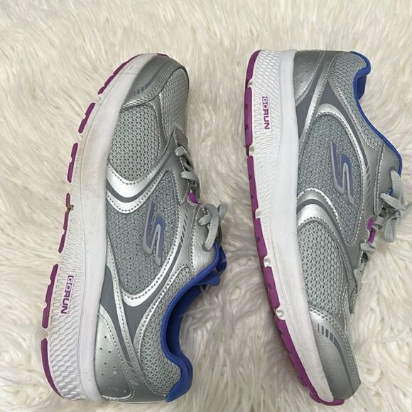 SKECHERS GO RUN SNEAKERS SIZE 9 - Picture 9 of 9